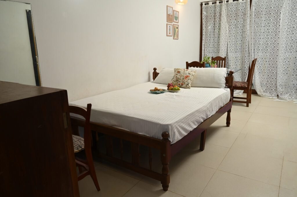 Sunset Holidays offers cozy room stays and accommodations near Colva Beach
