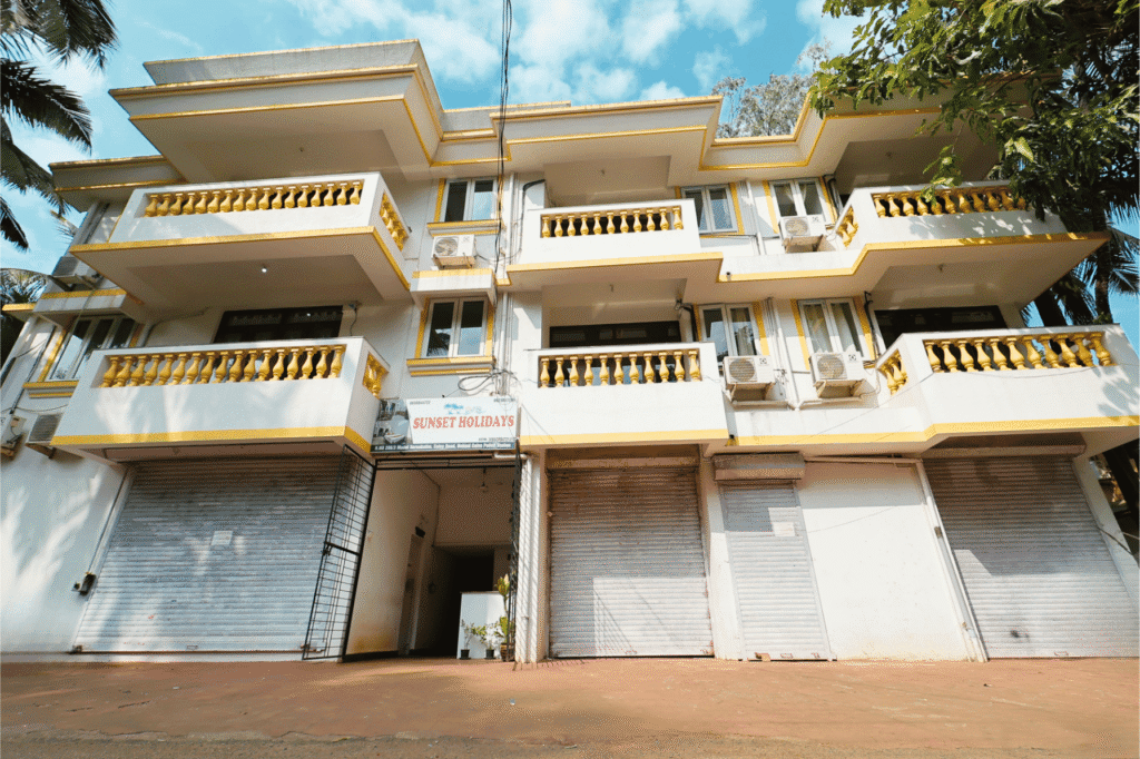 Sunset Holidays Goa | Studio Rooms & 2BHK Apartments in Colva