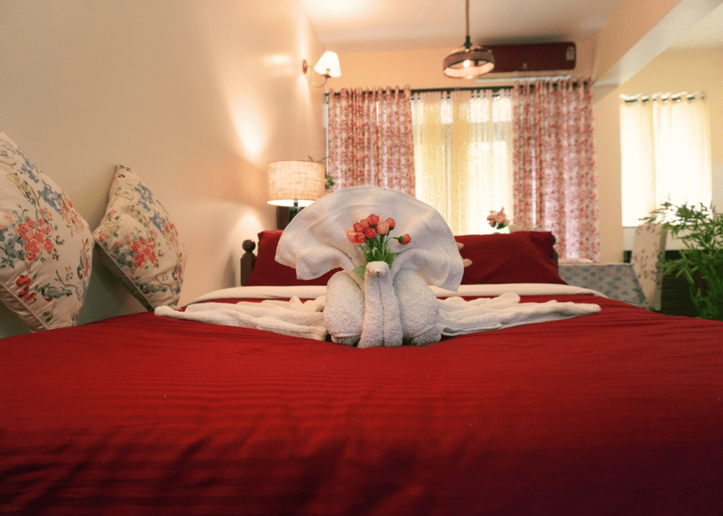 Sunset Holidays Goa | Studio Rooms & 2BHK Apartments in Colva
